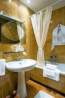 Zara Hotel