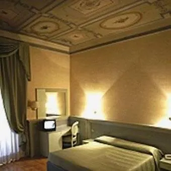 Zara Hotel 3*
