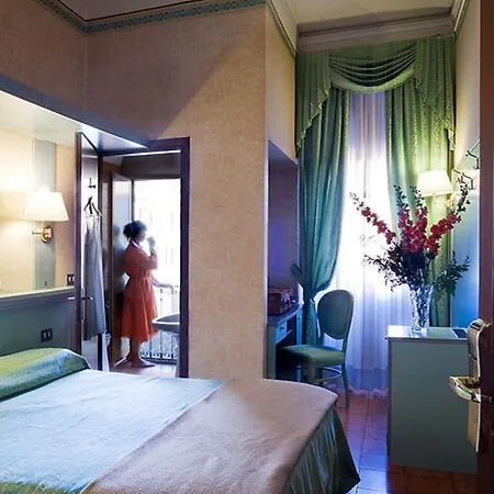 Zara Hotel