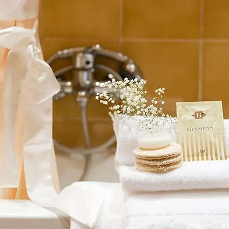 Zara Hotel 3*