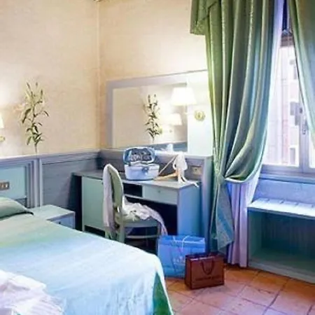 Zara Hotel